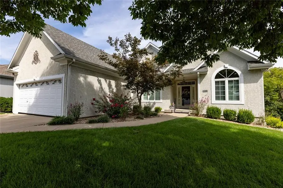 4304 NE 73rd Street, Kansas City, MO 64158 - #3
