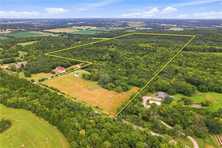 30405 Oak Grove Road, Paola, KS 66071 - #3