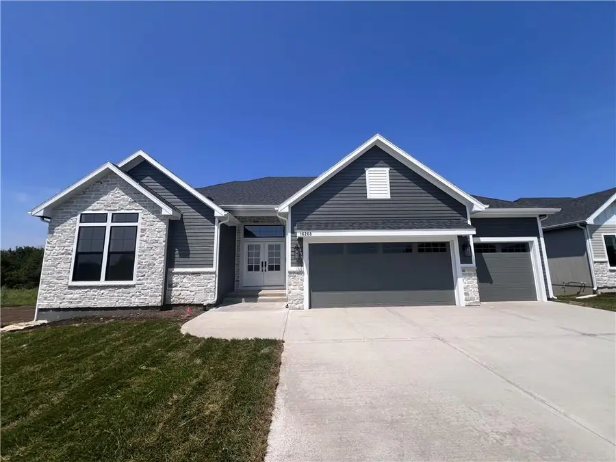 16268 Baxter Street, Gardner, KS 66030 - #2