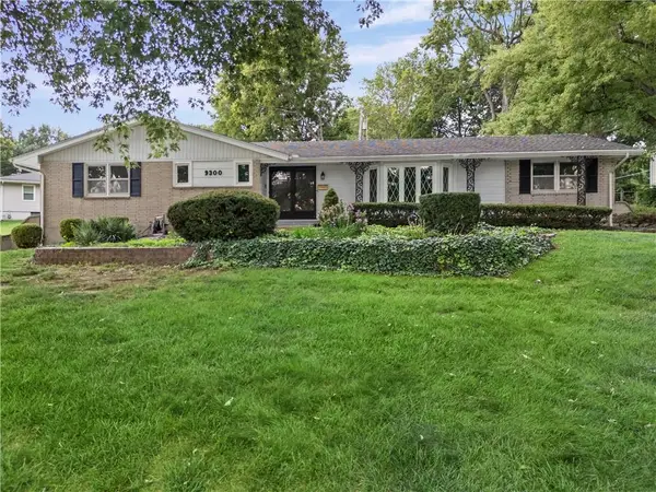 9300 Madison Avenue, Kansas City, MO 64114