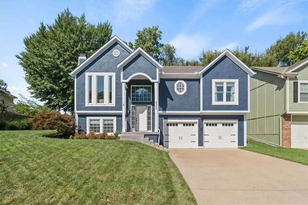 6020 Parkhill Street, Shawnee, KS 66216 - #1