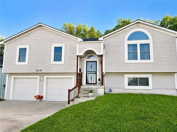 3823 E 53rd Street, Kansas City, MO 64130
