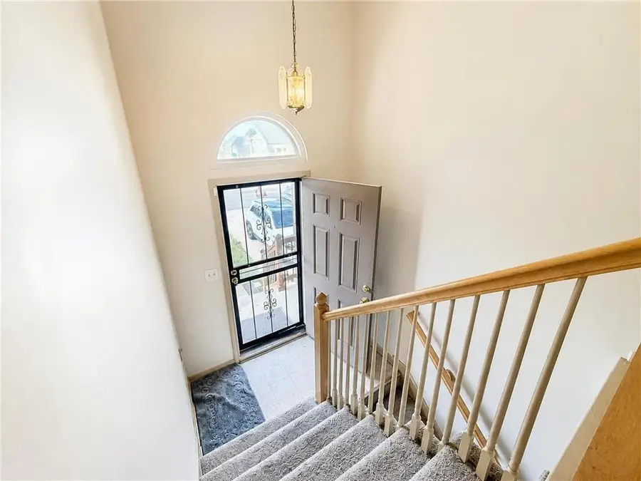 3823 E 53rd Street, Kansas City, MO 64130 - #2