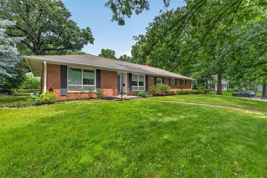 2800 W 91st Street, Leawood, KS 66206 - #2