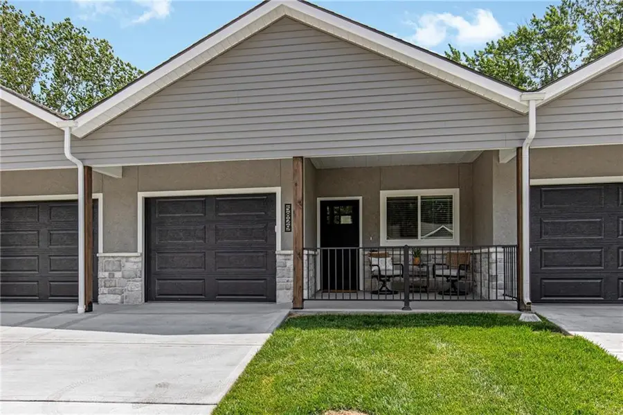 5821 Hunter Court, Raytown, MO 64133 - #2
