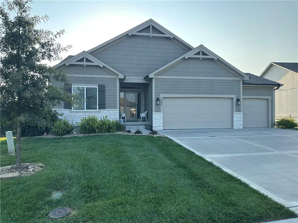 2938 SW Arboridge Drive, Lees Summit, MO 64082 - #1