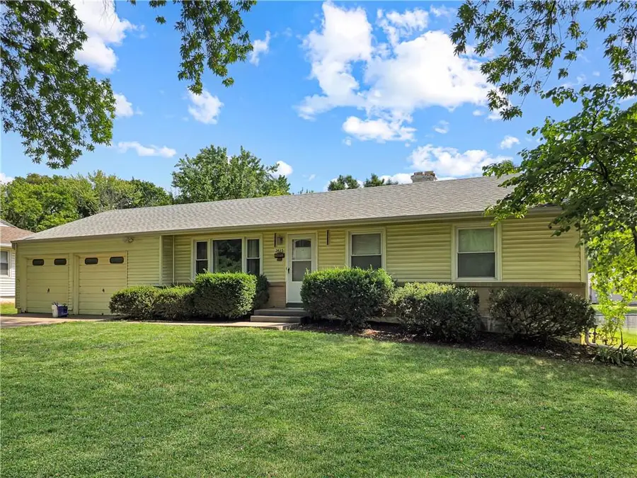 2623 Vernon Street, North Kansas City, MO 64116 - #2