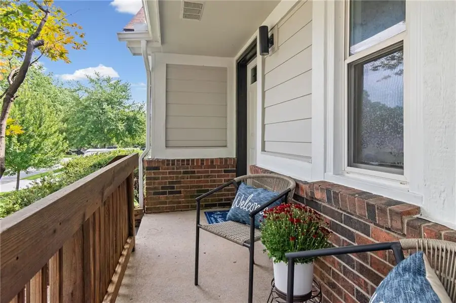 3117 NE 71st Street, Gladstone, MO 64119 - #2