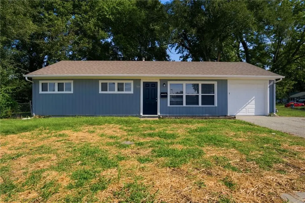 7104 Longview Road, Kansas City, MO 64134 - #1
