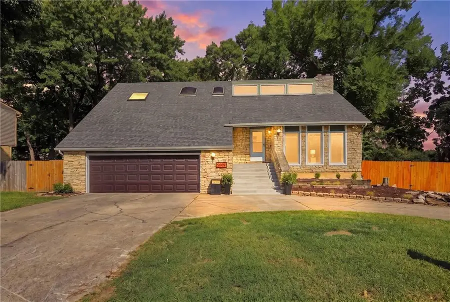 5304 Queal Drive, Shawnee, KS 66203 - #2