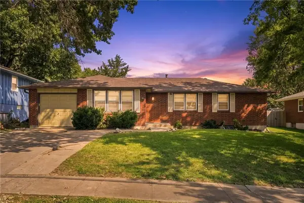 304 NE 88th Street, Kansas City, MO 64155