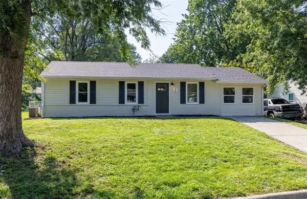 3304 Chippewa Lane, St Joseph, MO 64503
