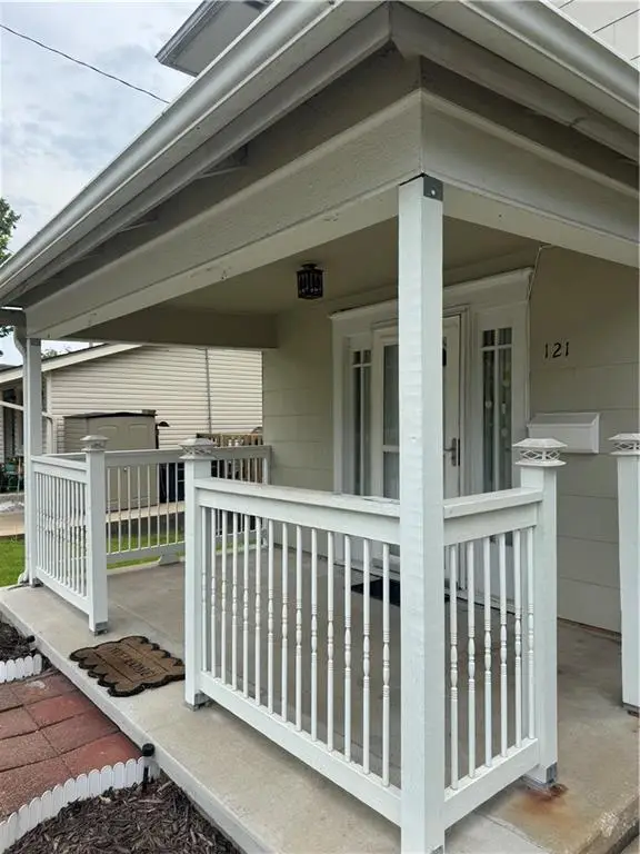 121 S Myrtle Avenue, Excelsior Springs, MO 64024 - #1