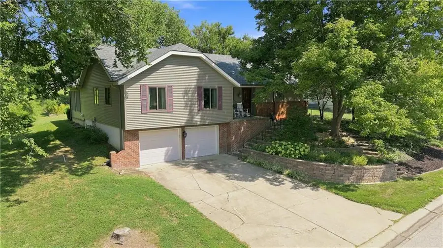 1005 Plaza Place, Warrensburg, MO 64093 - #3