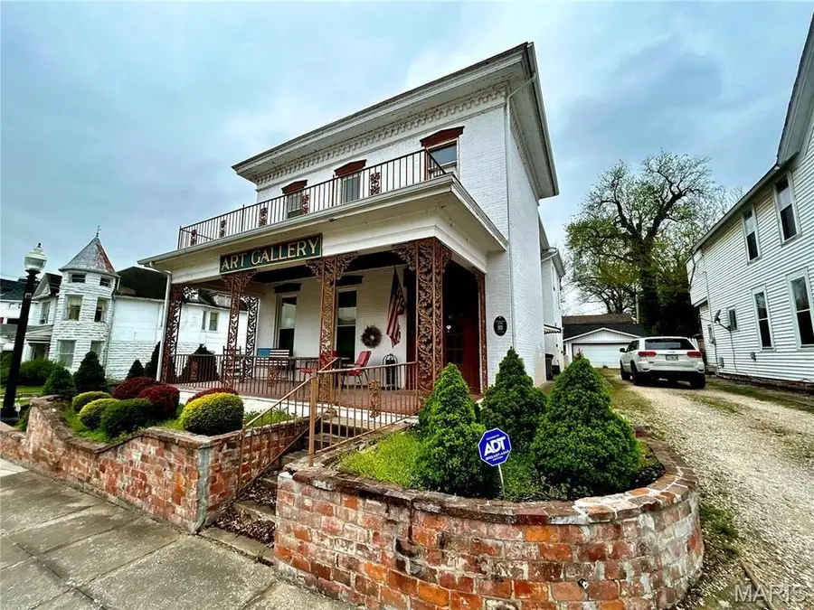 202 N 3rd Street, Louisiana, MO 63353 - #3