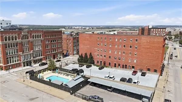 609 Central Street #1306, Kansas City, MO 64105