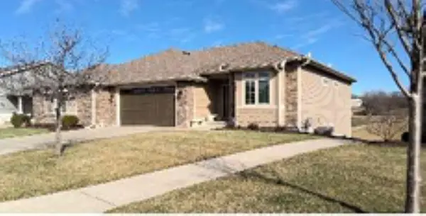 341 N Parker Circle, Lawrence, KS 66049