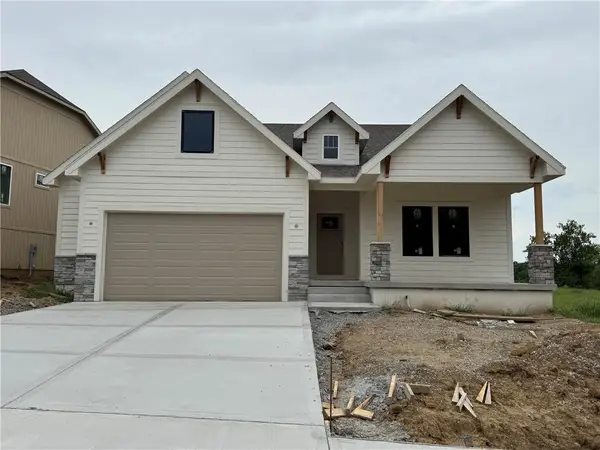 2144 Black Walnut Drive, Liberty, MO 64068
