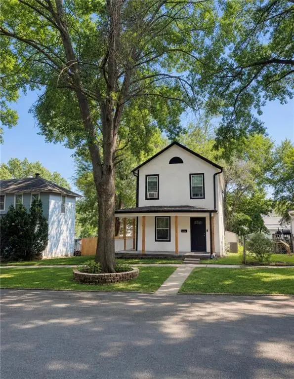 407 Olive Street, Leavenworth, KS 66048 - #1
