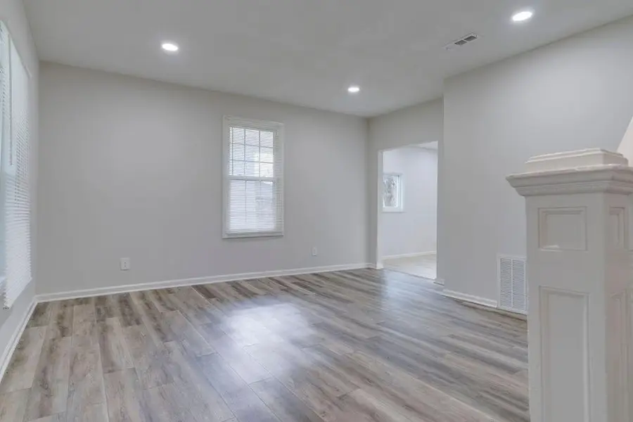407 Olive Street, Leavenworth, KS 66048 - #3
