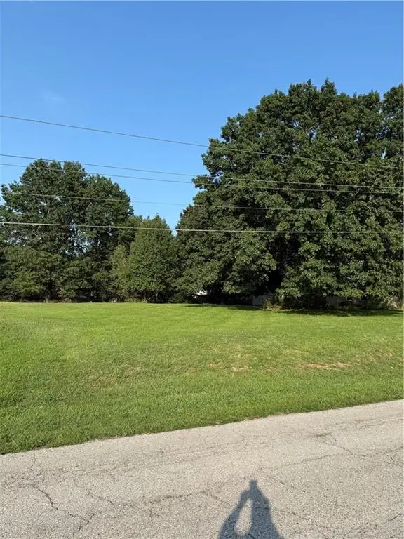 5415 NW Roanridge Road, Kansas City, MO 64151 - #3