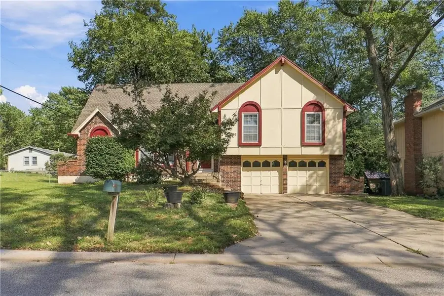 6819 Caenen Avenue, Shawnee, KS 66216 - #3