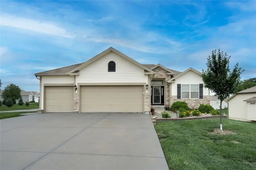 13305 N Copper Ridge Drive, Platte City, MO 64079 - #2