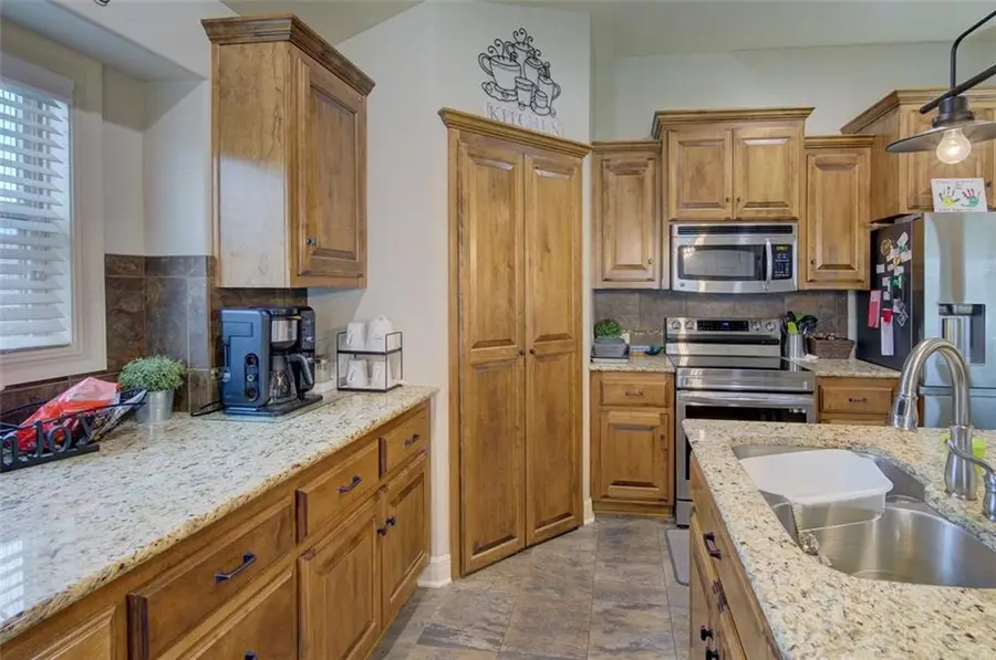13305 N Copper Ridge Drive, Platte City, MO 64079 - #3