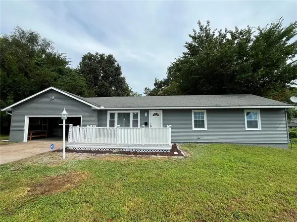 10004 E 38th Terrace, Kansas City, MO 64133