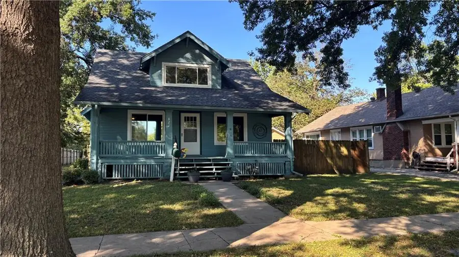 822 S Mulberry Street, Ottawa, KS 66067 - #2