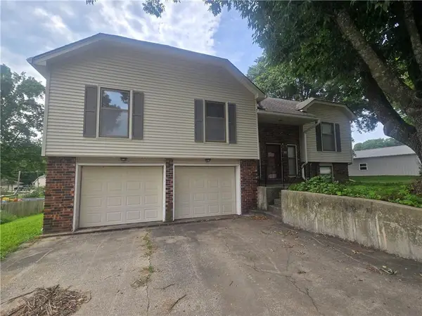 809 Tanyard Drive, Wellington, MO 64097