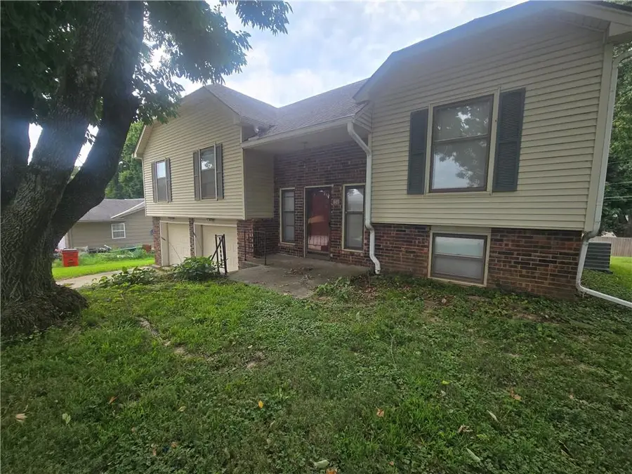 809 Tanyard Drive, Wellington, MO 64097 - #3