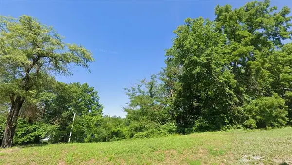 3114 E 68th Street, Kansas City, MO 64132