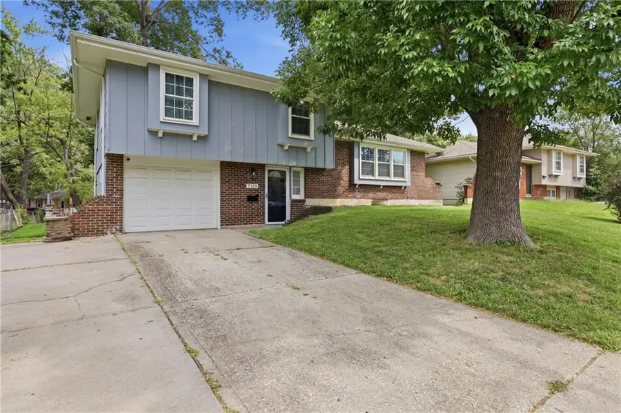 7918 E 117th Street, Kansas City, MO 64134 - #2