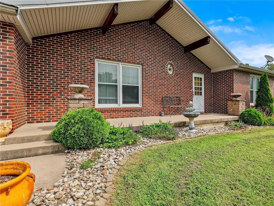 612 Crispin Street, Richmond, MO 64085 - #3