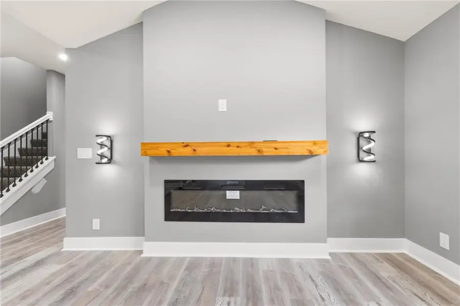 15905 W 289th Street, Paola, KS 66071 - #3