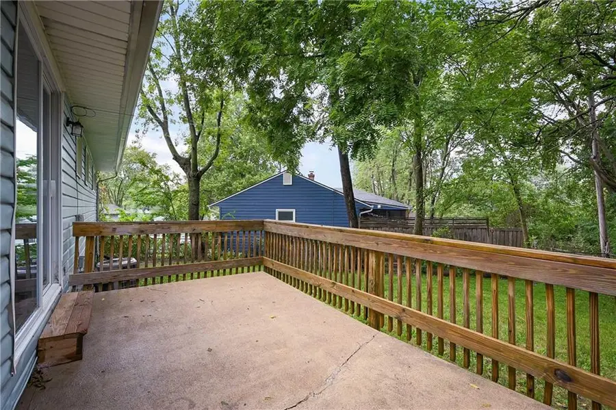 11407 Delmar Avenue, Kansas City, MO 64134 - #3