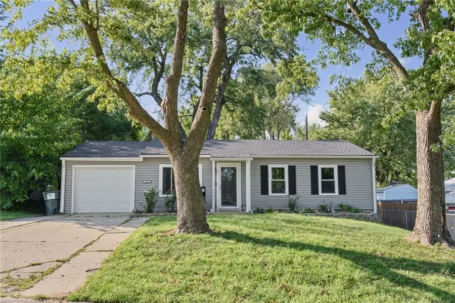 302 E 3rd Drive S, Independence, MO 64050 - #3