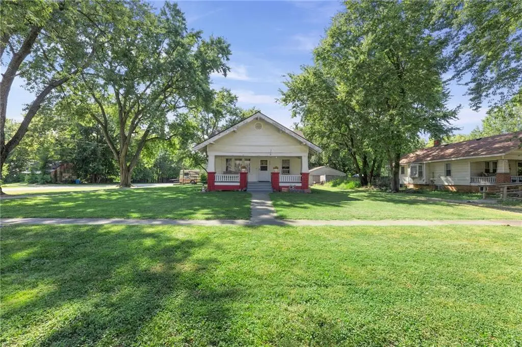 202 N Vine Street, Greeley, KS 66033 - #1