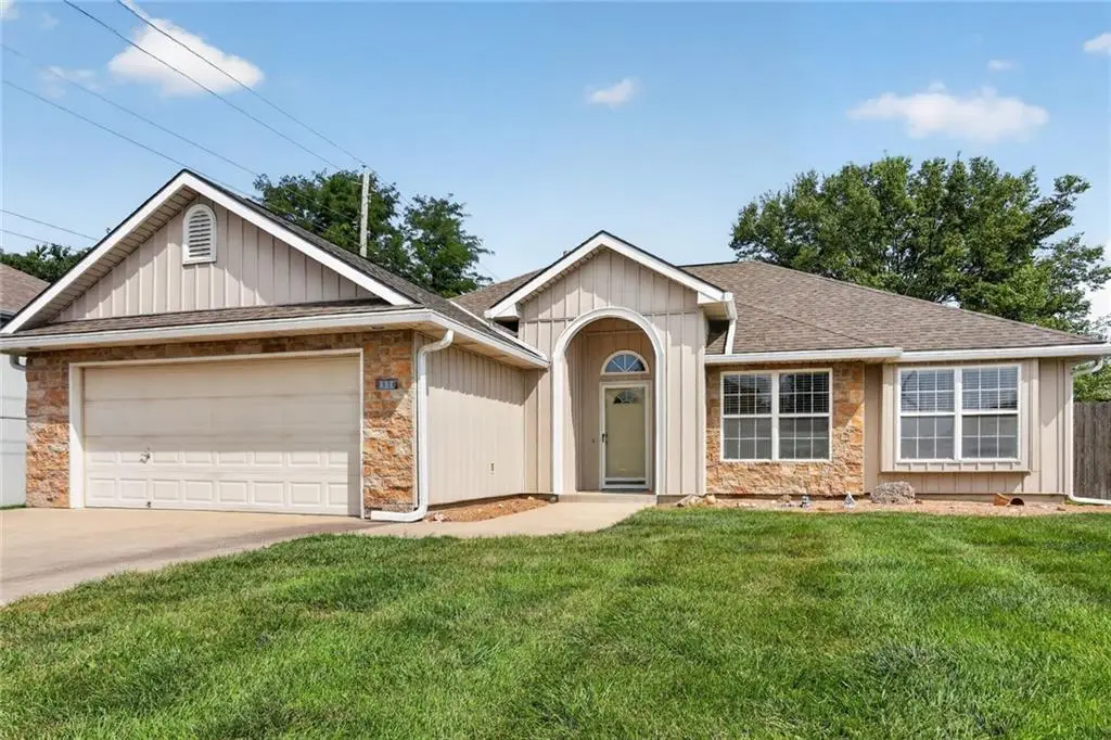 1116 Granada Drive, Raymore, MO 64083 - #1