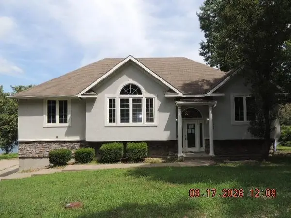 31946 Timberlake Drive, Excelsior Springs, MO 64024