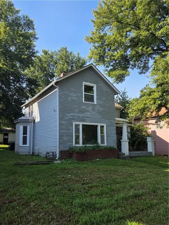 1016 Henry Street, St Joseph, MO 64501