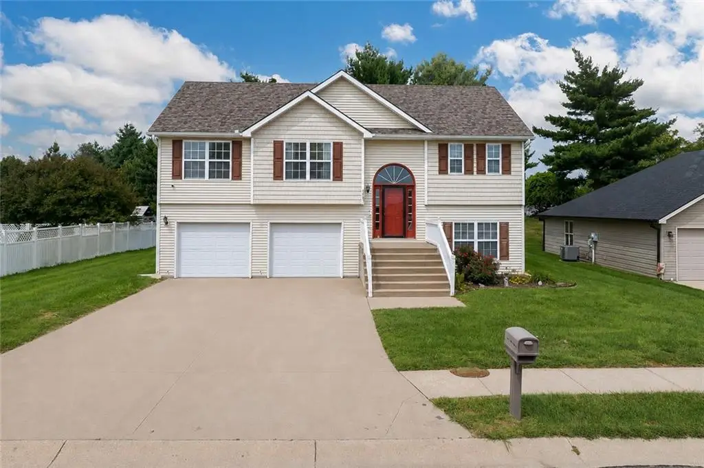 2603 Meadow Ridge Drive, Saint Joseph, MO 64504 - #1