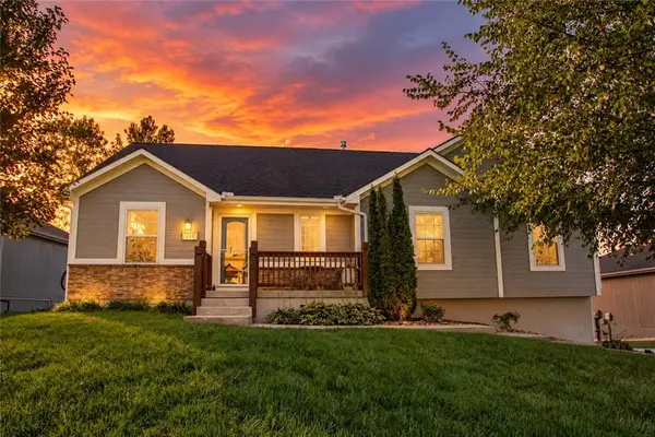 213 NE Hannah Court, Grain Valley, MO 64029