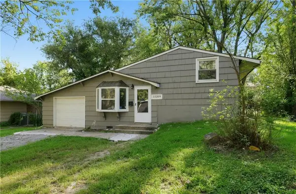 11209 Marsh Avenue, Kansas City, MO 64134