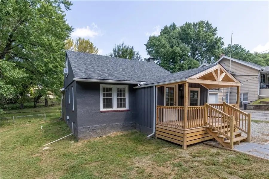 2701 Karnes Road, Saint Joseph, MO 64505 - #2