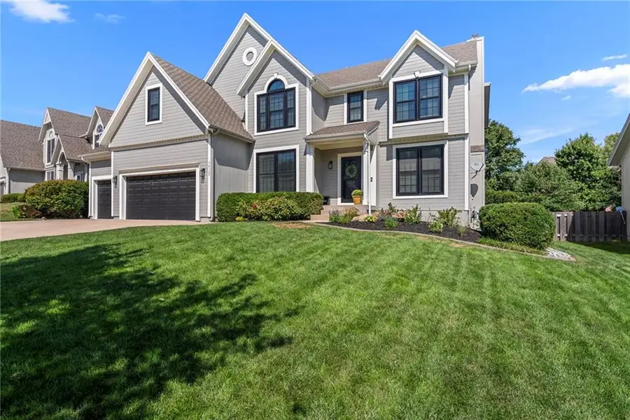 14105 Bradshaw Street, Overland Park, KS 66221 - #3
