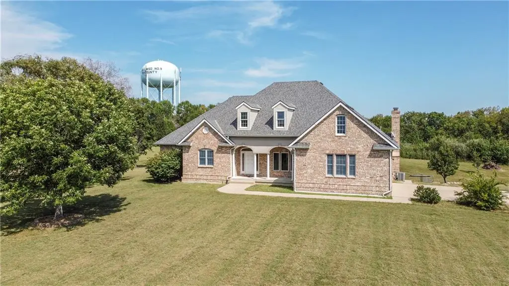 26001 S Summit Road, Harrisonville, MO 64701 - #1