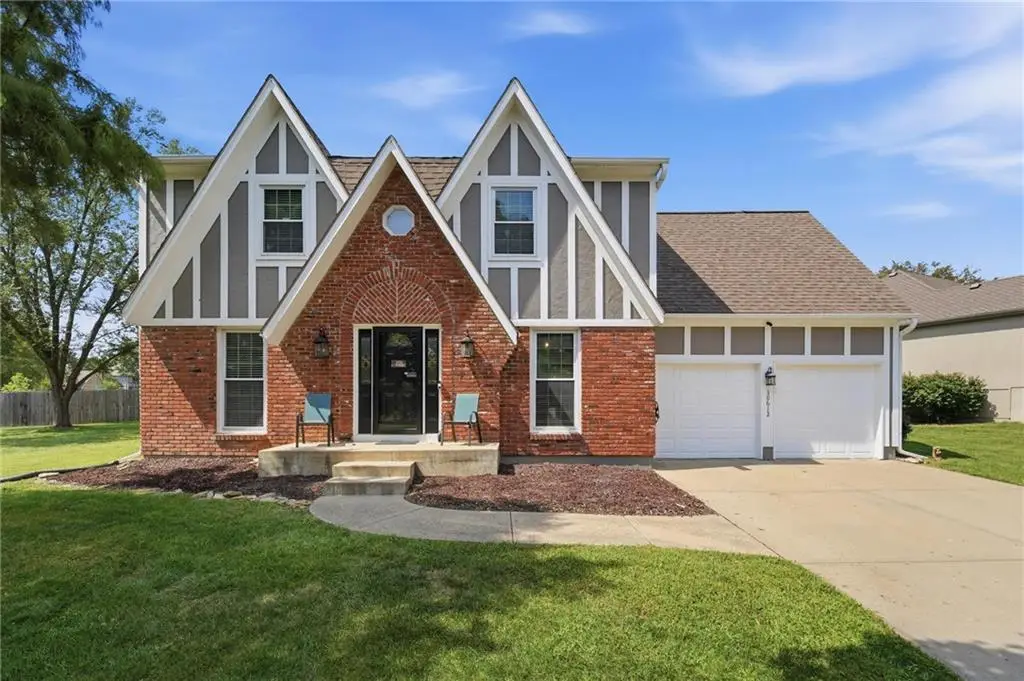 10612 Bluejacket Street, Overland Park, KS 66212 - #1