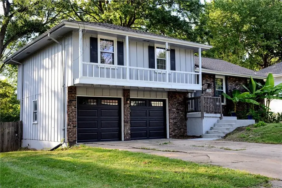 13206 Lowell Avenue, Grandview, MO 64030 - #2